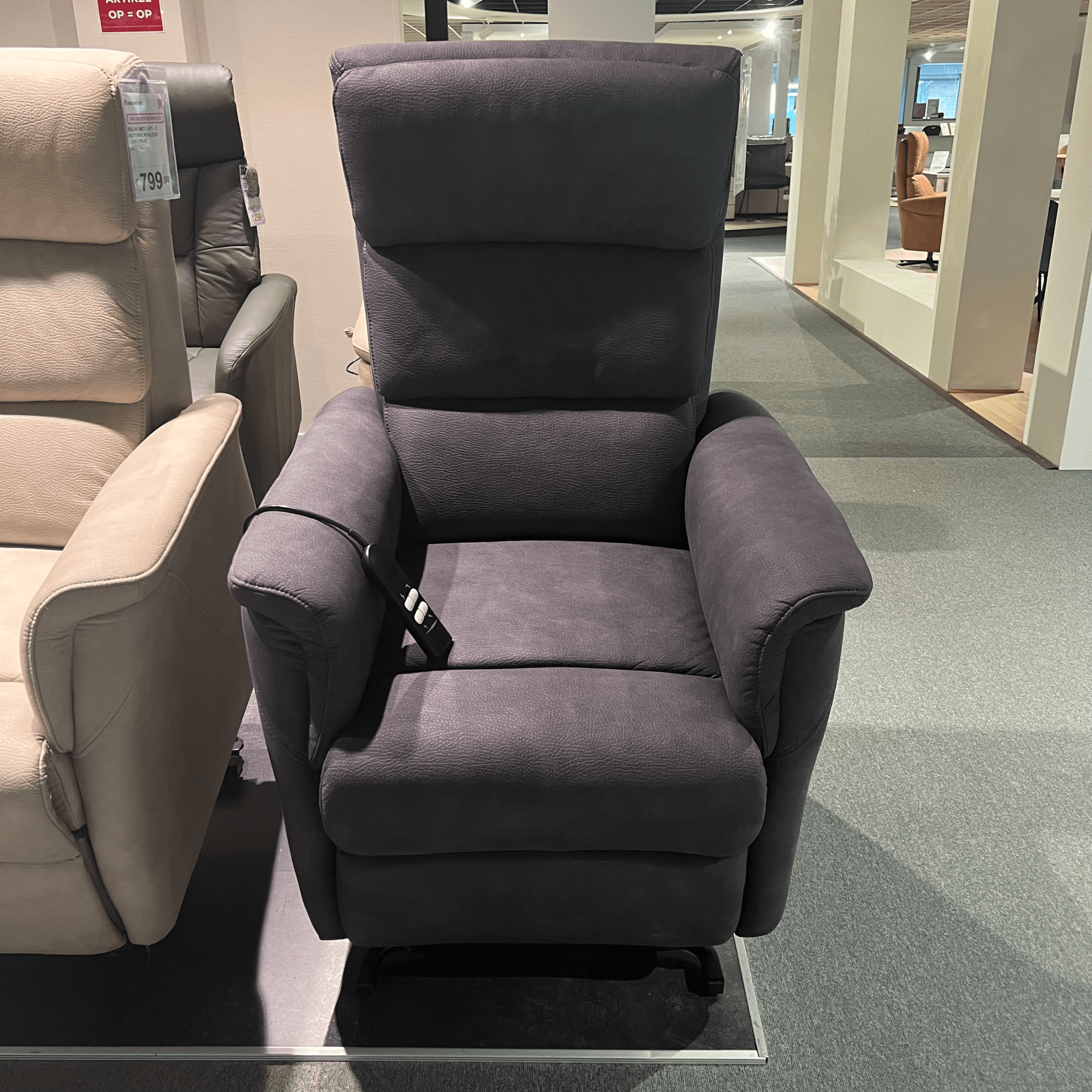 Relax Alma stof donkergrijs - Relax - Meubelen Robbrecht